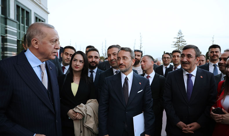 “Öğretmen atamaları fazla uzamayacak”