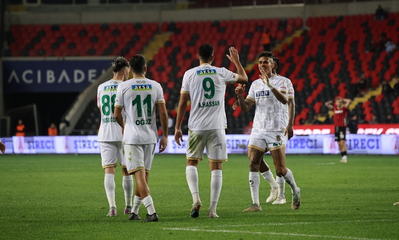 Alanyaspor bu sezon ilk kez üst üste dört galibiyet aldı