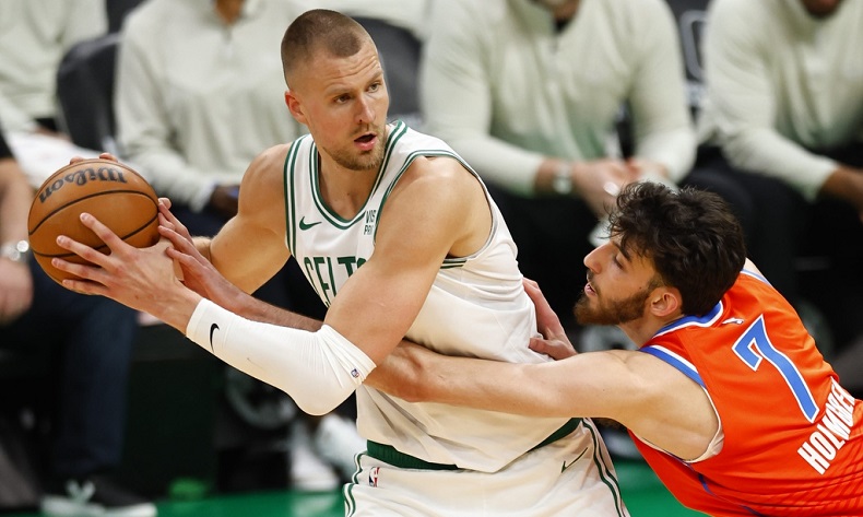 NBA’de Boston Celtics, Oklahoma galibiyetiyle liderliği garantiledi