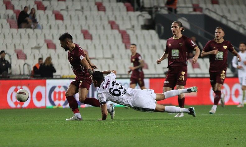 Altay, umut tüketti