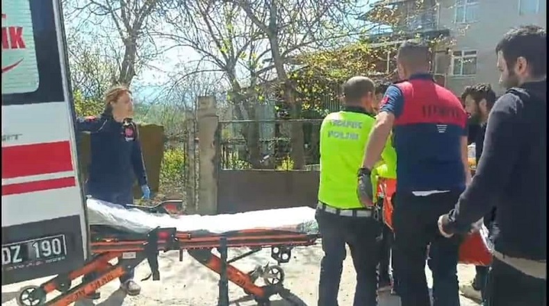 Ayağını tarım aracına kaptırdı