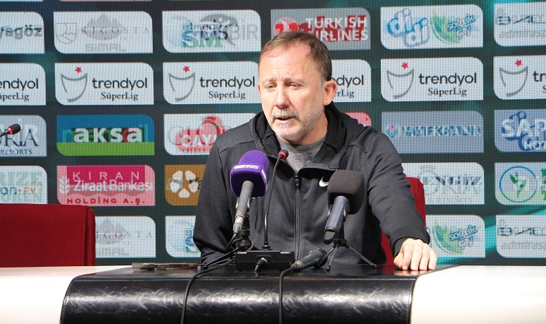 Antalyaspor Teknik Direktörü Sergen Yalçın: “Bizim için çok sağlıklı bir oyun olmadı”