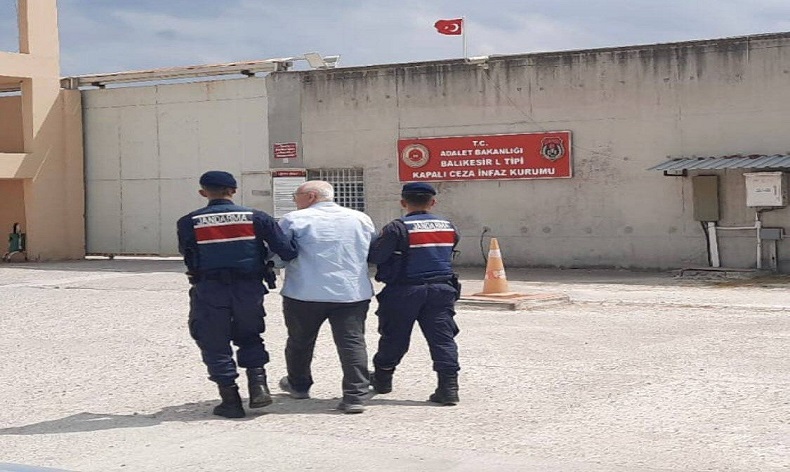 Balıkesir’de FETÖ/PDY firarisi yakalandı