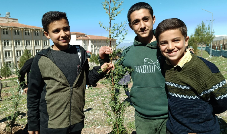 Sason’da geleneksel fidan dikimi