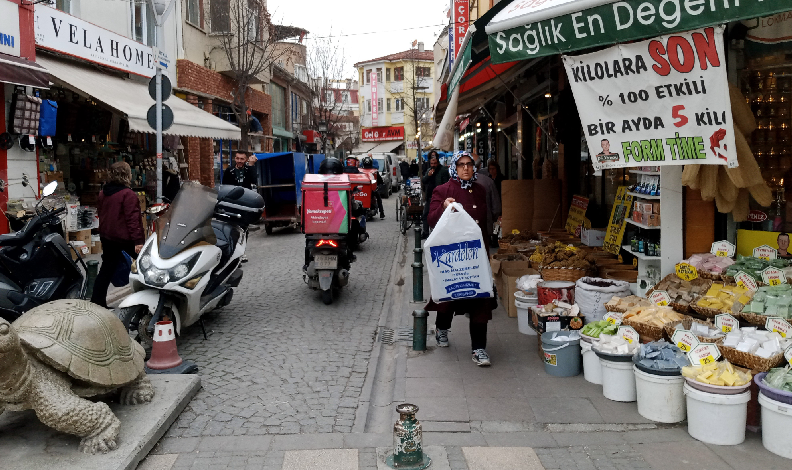 Araç yoğunluğu tepki çekti