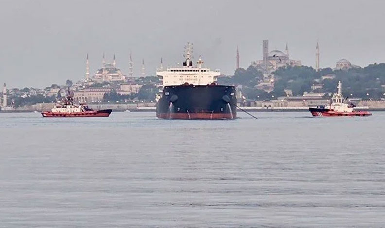 İstanbul Boğazı’nda gemi trafiği durduruldu