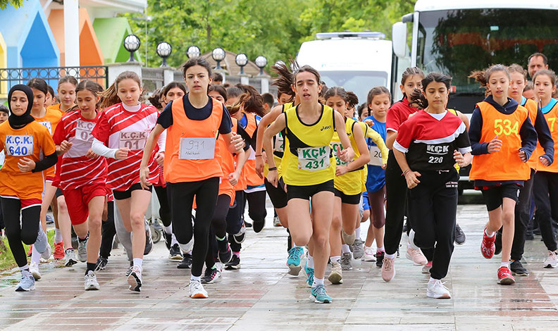 Küçükçekmece’de 19 Mayıs koşusu yapıldı