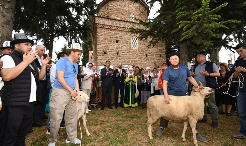İznik’te geleneksel Kırgız Şenlikleri gerçekleşti