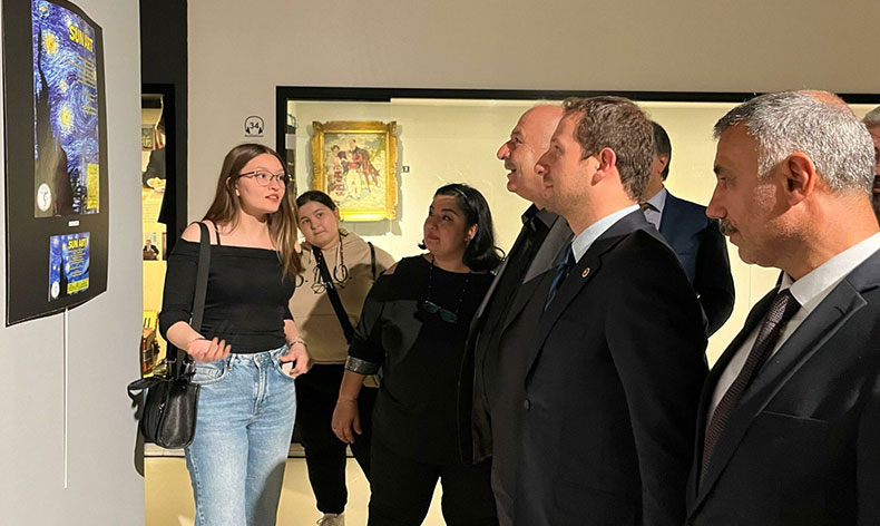 Öğrenciler, farkındalık için müzede sergi açtı