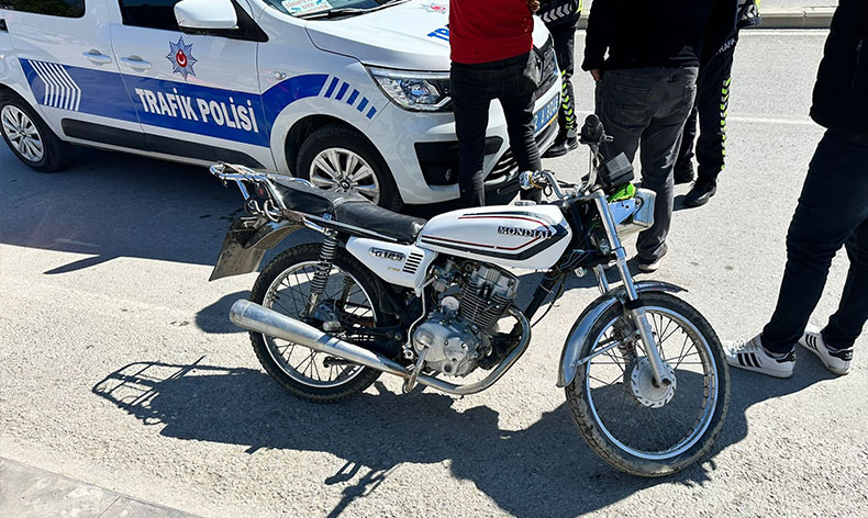 Akşehir’de kural tanımayan motosiklet sürücülerine ceza
