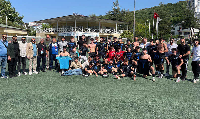 Gemlik Belediyespor U-17 Elit Ligi’nde şampiyon
