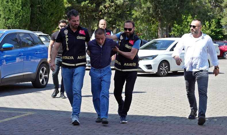 Huzurevinde 2 kişiyi öldüren zanlı tutuklandı