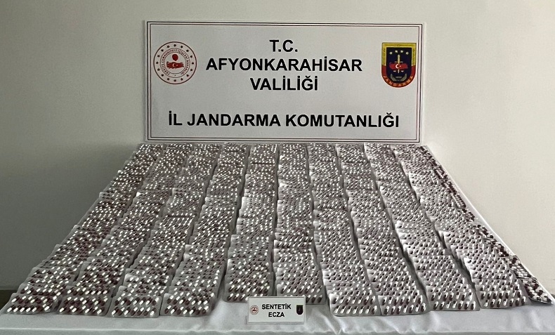 Jandarma ve polis ortaklığında zehir tacirlerine büyük darbe
