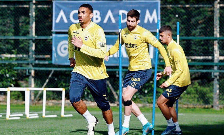 Fenerbahçe, Galatasaray derbisi hazırlıklarını sürdürdü