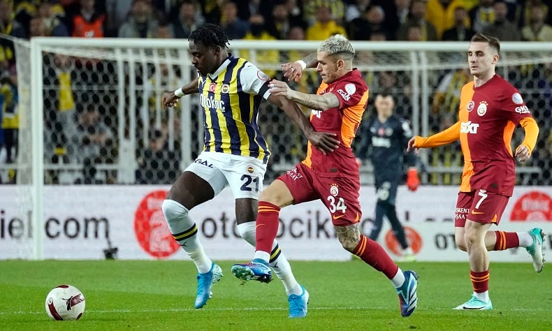 Fenerbahçe’de tek hedef derbi galibiyeti