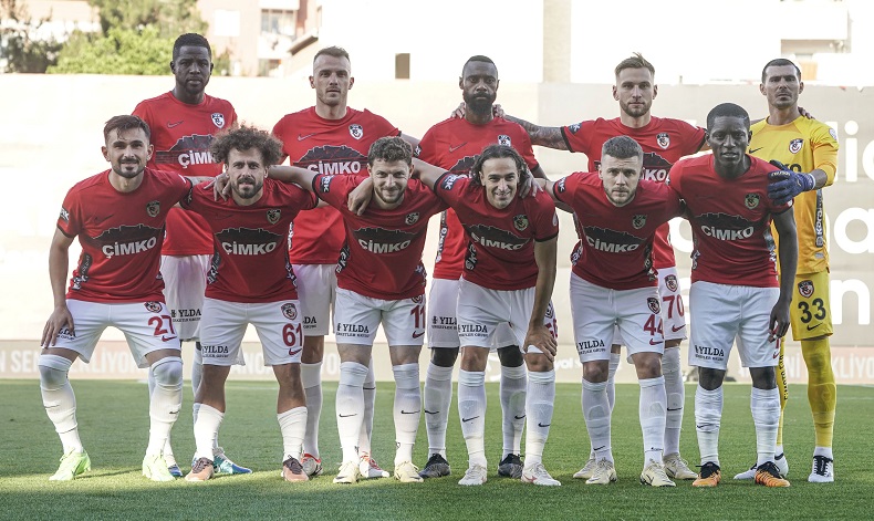 Gaziantep FK son düzlükteki performansıyla lige tutundu