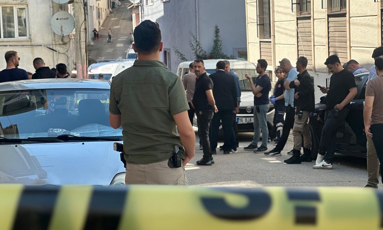 Bursa’da bir baba 3 çocuğunun canına kıydı