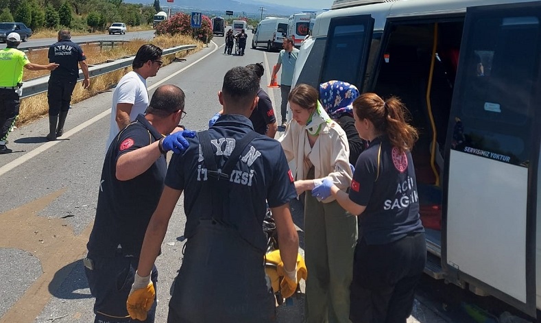 Aydın’da trafik kazası: 17 yaralı