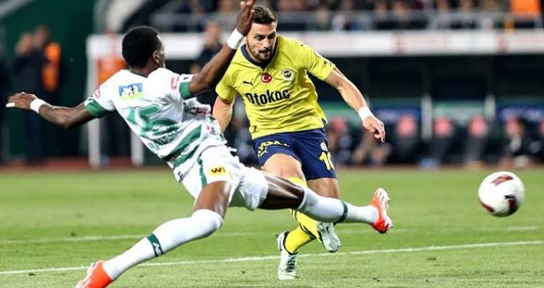 Fenerbahçe, Konya’da umutlarını tüketti!