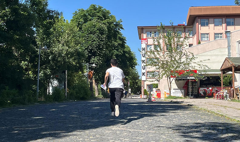 YKS’nin son oturumu YDT başladı