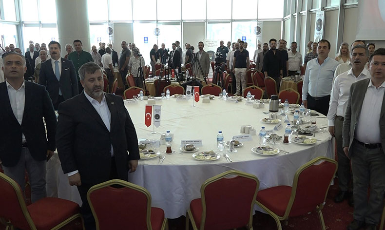 TR Düşünce Kulübü ilçe belediye başkanları ile buluştu