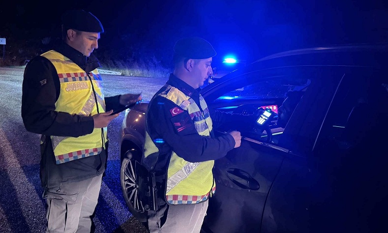 Erzincan’da jandarmanın suç olaylarına karşı yürüttüğü Mayıs ayı faaliyetleri açıklandı