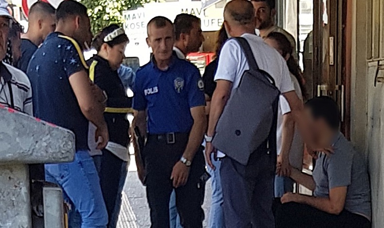 Sinir krizi geçiren otizmli genç, 2 iş yerine zarar verdi