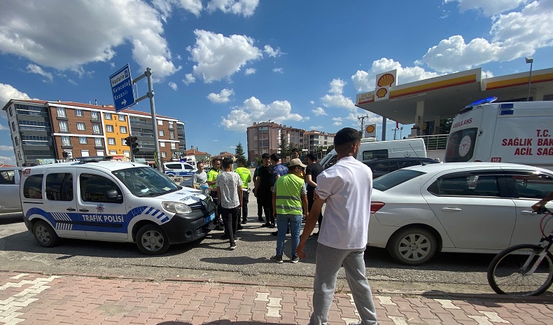 Konya’da otomobil ile motosiklet çarpıştı