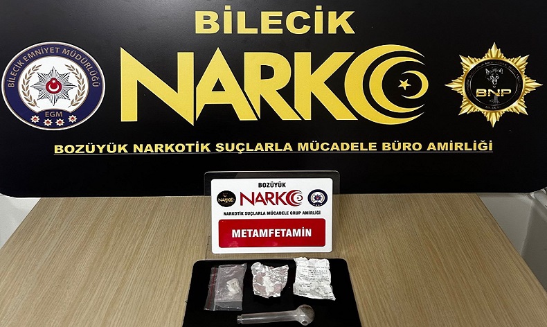 Durdurulan şüpheli araçta uyuşturucu madde çıktı