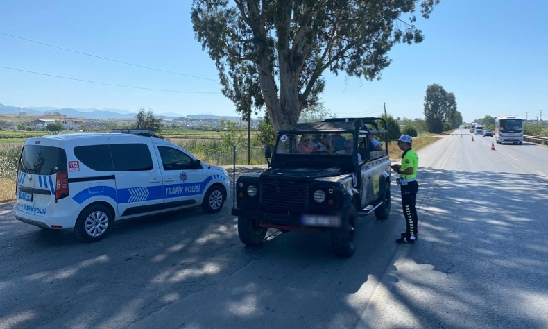 Alanya ve Manavgat’ta safari araçları denetlendi