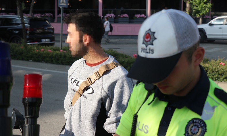 “Dur” ihtarına uymadı motosikleti bağlandı