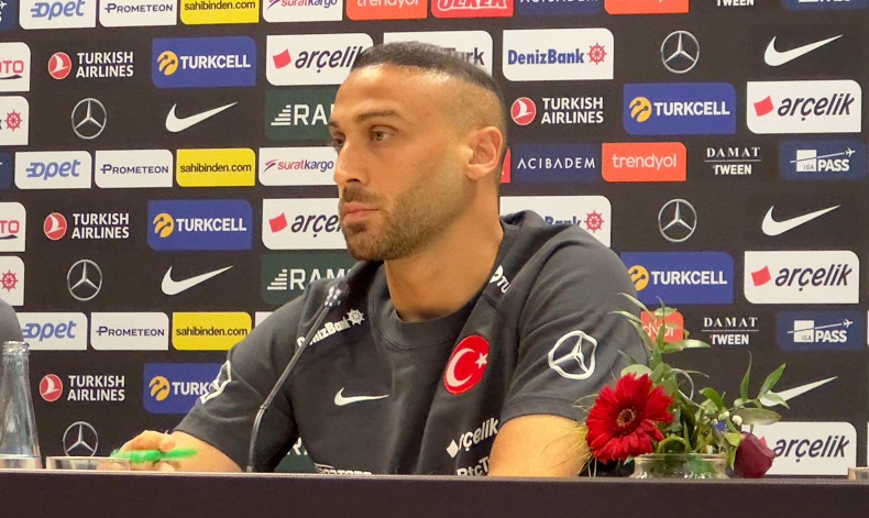 Cenk Tosun: “Oynamaya hazırım ve oynamak istiyorum”