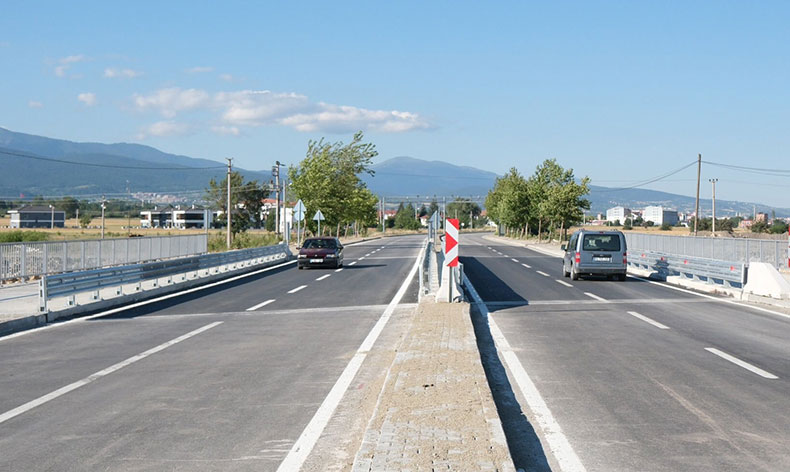 4 aydır kapalı olan yol, trafiğe açıldı