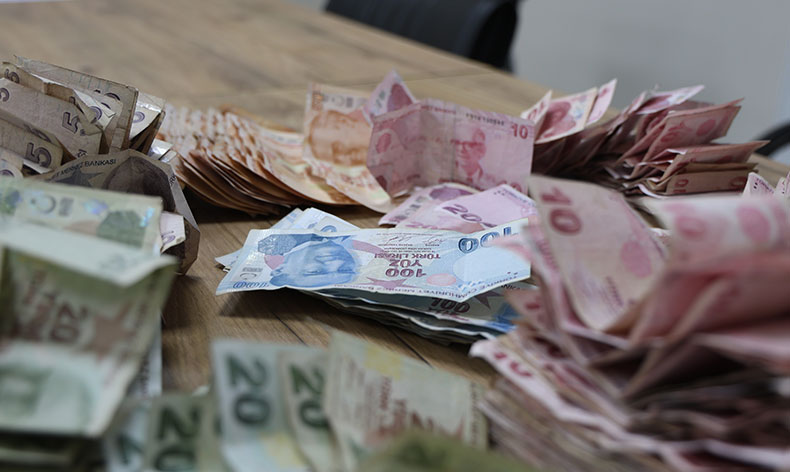 Dilencinin bir günlük kazancı dudak uçuklattı