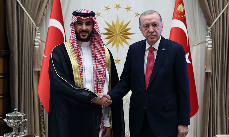 Cumhurbaşkanı Erdoğan, Suudi Arabistan Savunma Bakanı’nı kabul etti
