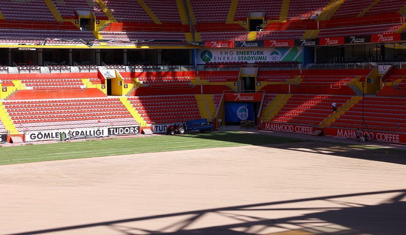 Kayserispor stadı yeni sezona hazırlanıyor