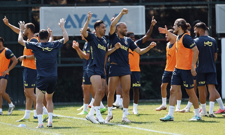 Fenerbahçe yeni sezon hazırlıklarını sürdürdü