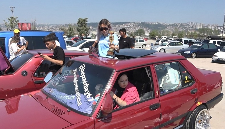 Modifiye tutkunları fuar alanında buluştu