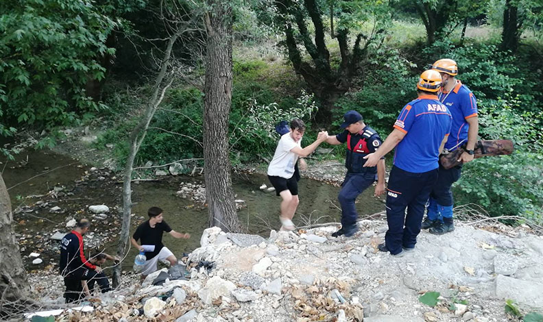 Bursa’da balık tutmaya giderken kaybolan gençleri AFAD buldu