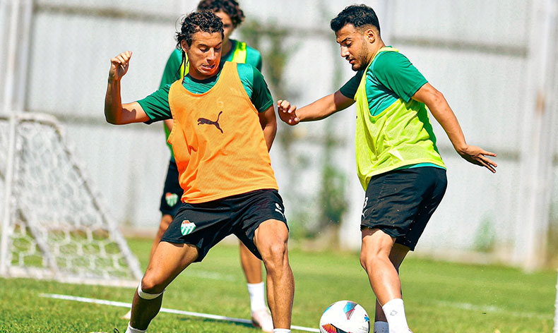 Bursaspor’da tempo artıyor