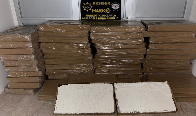 250 bin adet doldurulmuş kaçak sigara ele geçirildi