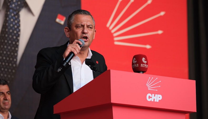 Özgür Özel’den Gaziantep’te Fıstık Mitingi
