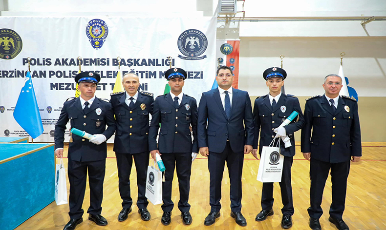 Erzincan’da 428 polis adayı mezun oldu