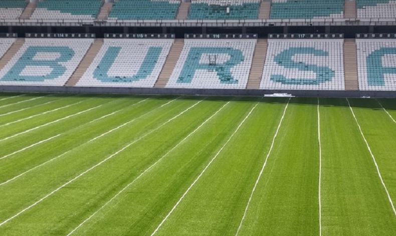 Bursaspor’da saha zemini ilk maça hazır olacak