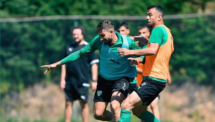 Bursaspor ilk hazırlık maçını bugün oynayacak