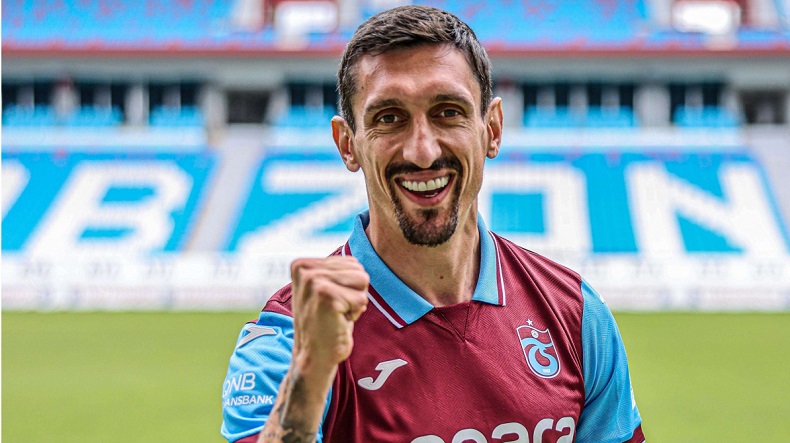 Trabzonspor’da Stefan Savic, Rapid Wien maçı kadrosundan çıkarıldı