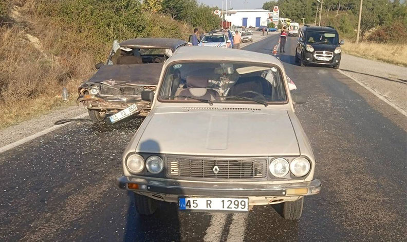 Gördes’te trafik kazası: 4 yaralı
