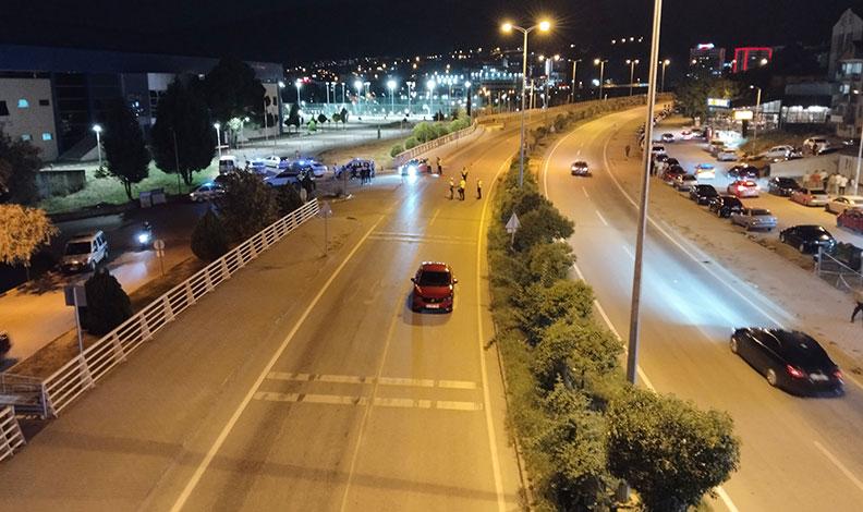 Karabük’te yolun karşısına geçen 11 yaşındaki çocuğa otomobil çarptı