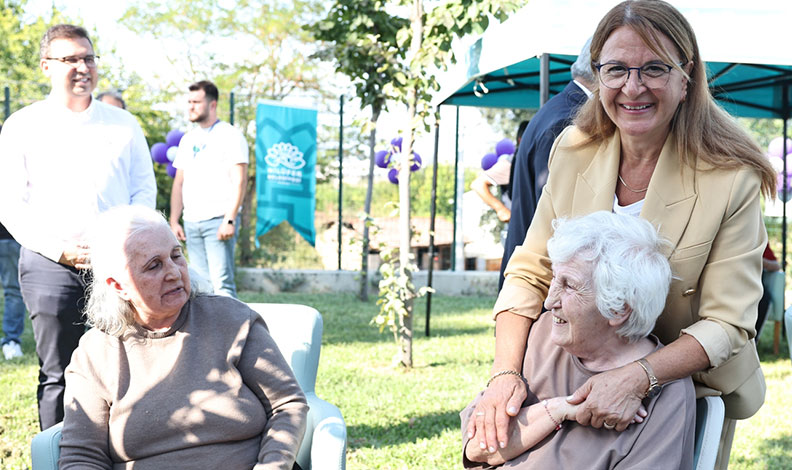 “Alzheimer hastalığı toplumsal bir sorun”