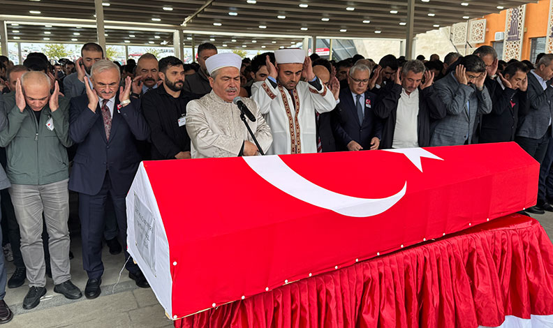 Şehit Polis Şeyda Yılmaz son yolculuğuna uğurlandı